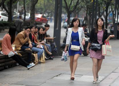 多架美国客机同日遭枪击 画面曝光